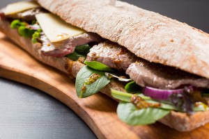 Belegtes Sandwich mit Steak