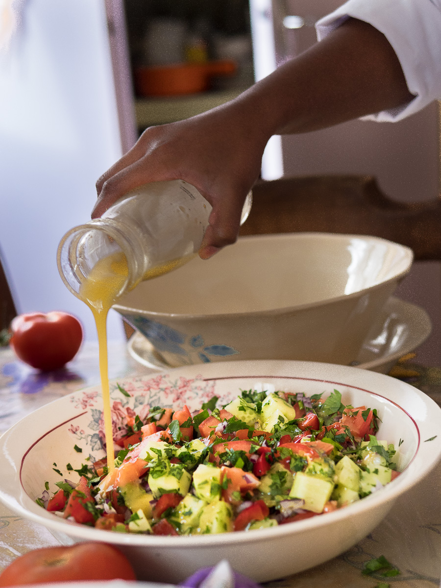 Würzige Kichererbsen mit buntem Salat III